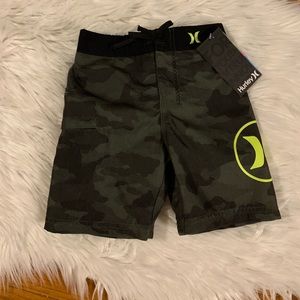 NEW HURLEY SWIM TRUNKS 2T